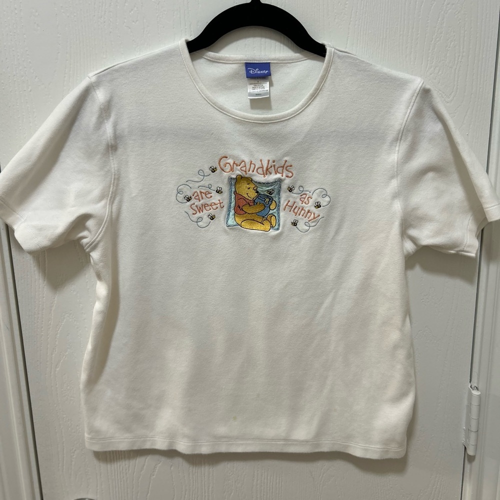 Vintage Disney Pooh Bear “Grandkids Are Sweet As Hunny Shirt” Size Small